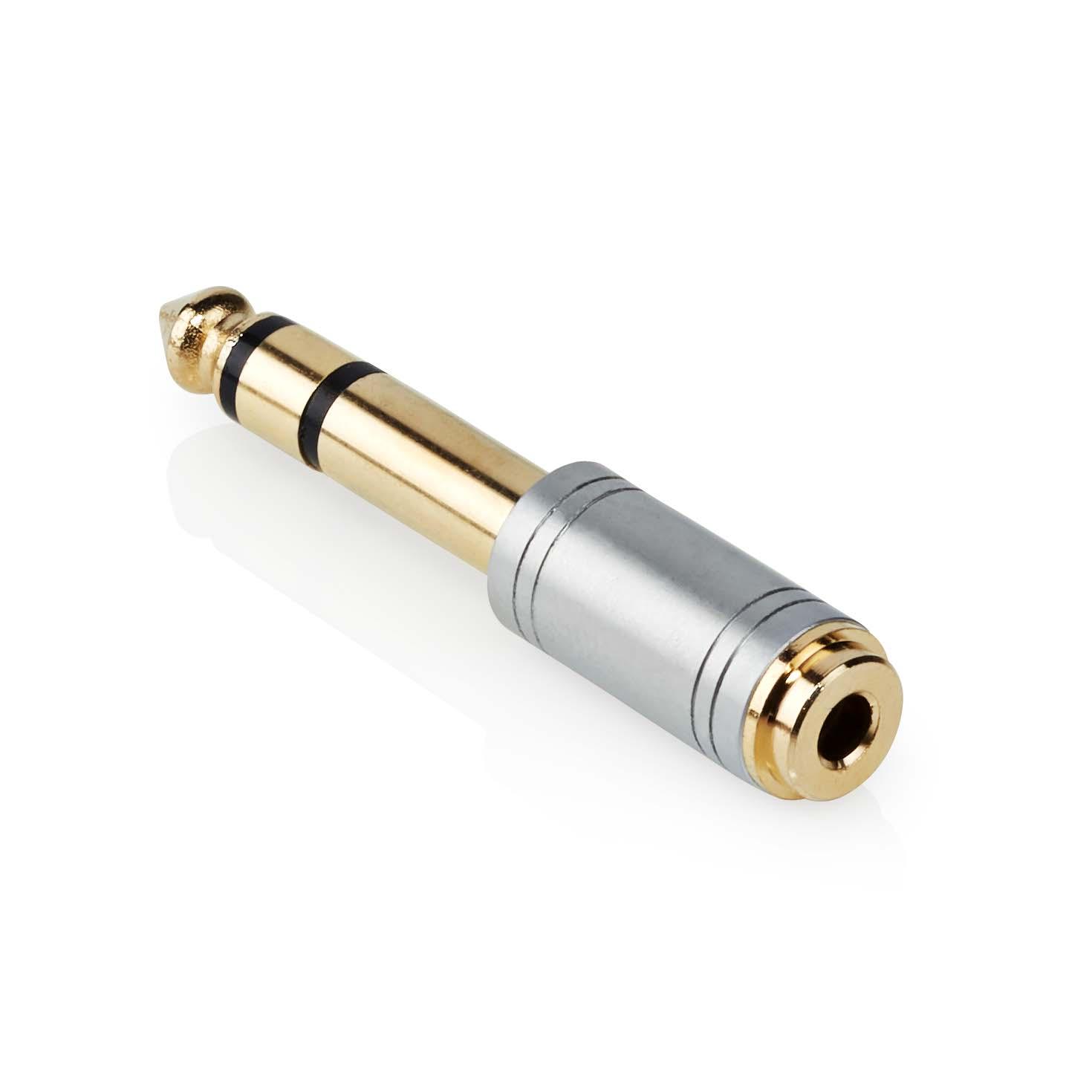 • Mærke: Allteq • Tilslutning 2: jack 6,3 mm han • Tilslutning 1: jack 3,5 mm hun • Hus: kunststof • Farve: sort • Type: stereo • Forgyldt: ja • Garanti: 5 år Allteq jack adapter Denne Allteq jack adapter er egnet til at skabe forskellige typer lydforbindelser. Det er en stereo forbindelse, hvor de 2 kanaler fra 3,5 mm hun stereo jackstikket ledes til 6,3 mm han-jacket. En jackkabel kan derefter tilsluttes hun-stikket, f.eks. fra en smartphone. Brug Adapteren er klar til brug med det samme og nem at tilslutte. For at tilslutte venstre og højre lydkanal korrekt behøver du ikke foretage særlige handlinger, kanalfordelingen bevares. Stereo-jacket på den anden side af kablet tilsluttes typisk lydkilden. Karakteristika • til universel brug • stereoudførelse • egnet til analogt audiosignal Yderligere information Fordele ved jackforbindelsen er især det pladsbesparende design og forbindelsens enkelhed. Der findes to standardstørrelser, 3,5 mm (mini jack) og 6,3 mm diameter jackstik. Adapteren er ikke afskærmet, men har forgyldte stik. Garantien på dette produkt er 5 år.