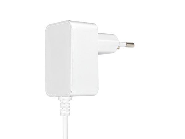 KOMPAKT LADER MED MICRO-USB-FORBINDELSE - 5 VDC - 1 A - HQ-Power