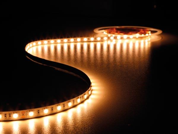 FLEKSIBEL LED-STRIPS - VARMHVID 2700K - 60 LEDs/m - 40 m - 24 V - EtiamPro