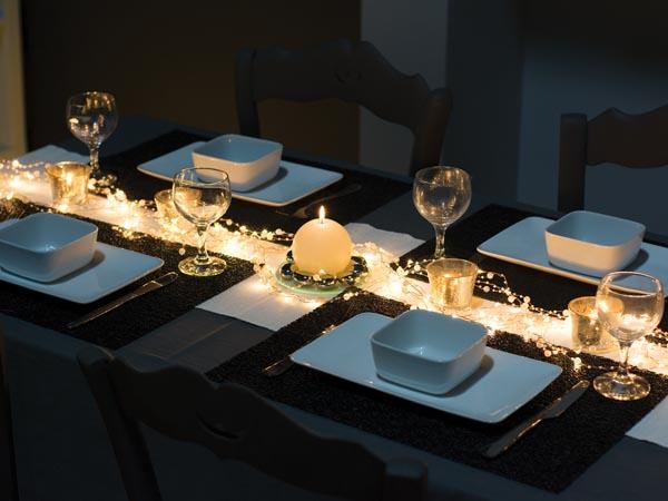 Microlight LED - 3 X 6 m - 180 varm hvide lamper - transparent kabel - 7,5 V - Light Creations
