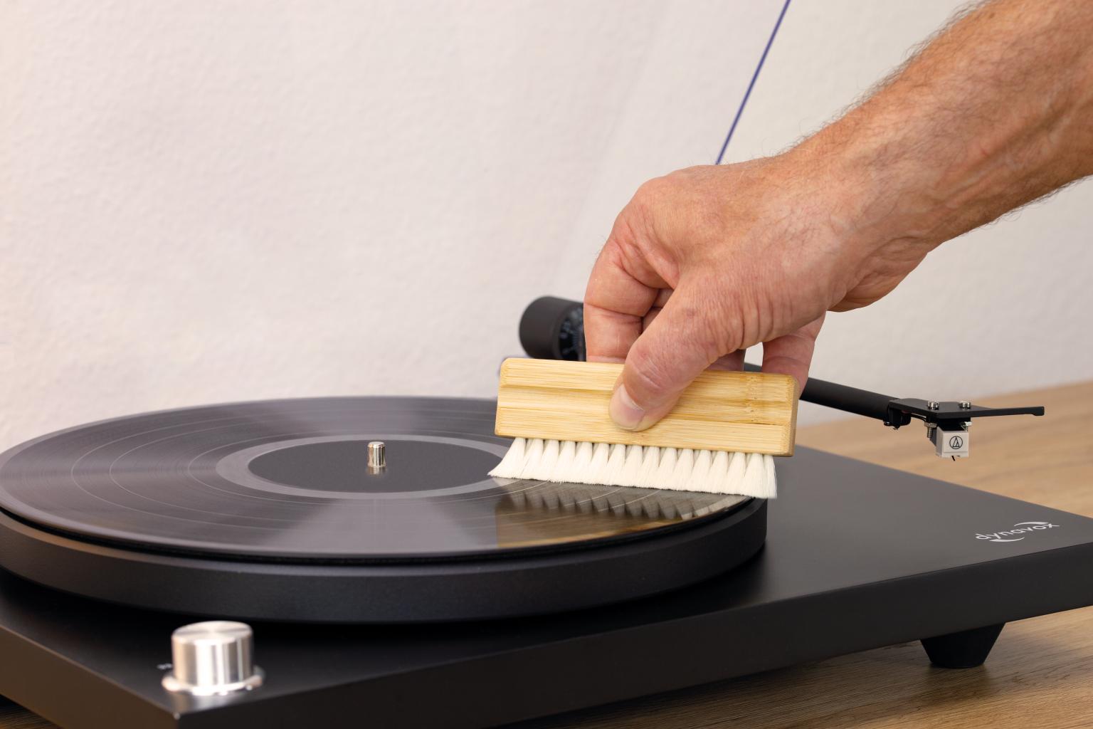 Dynavox Vinylbørste Gedehår ZB110 Bambustræs