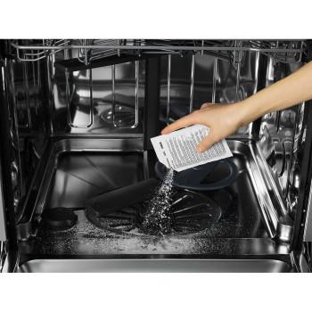 M2GCP601 Clean & Care 3-i-1 til vaskemaskiner og opvaskemaskiner - 6 breve - Electrolux